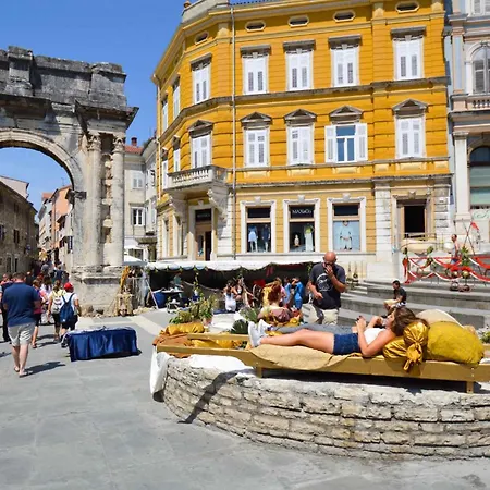 Appartamento In With Two-bedrooms 3 *